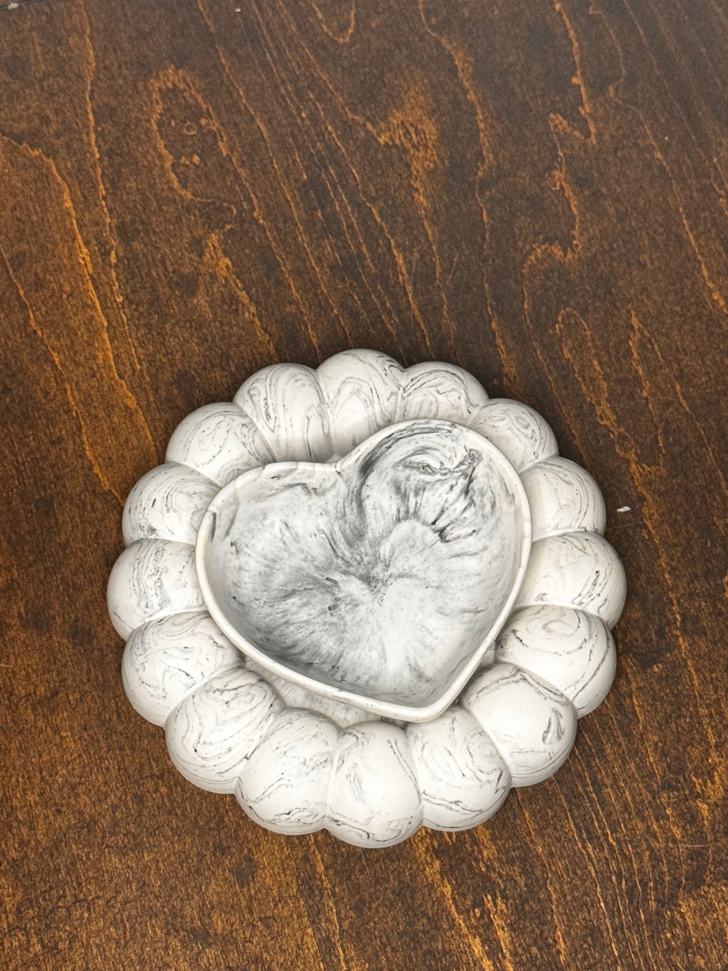 Bubble Tray & Heart Dish